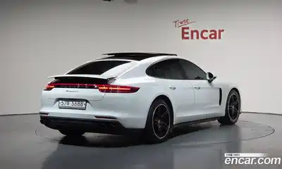 Porsche Panamera 2019 3.0 Автомат в Москве № 197668, миниатюра 8