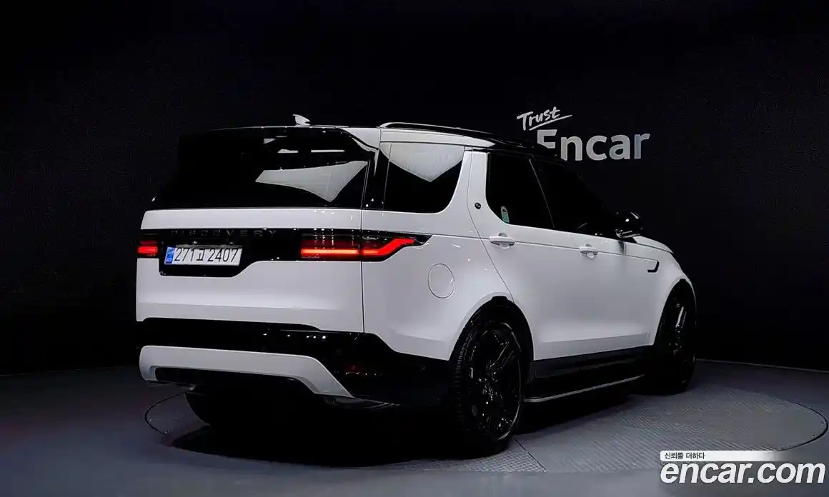 Land Rover Discovery 2025 3.0 Автомат в Москве № 198048, фото 9