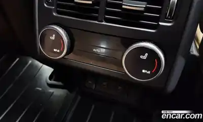 Land Rover Discovery 2025 3.0 Автомат в Москве № 198048, миниатюра 10