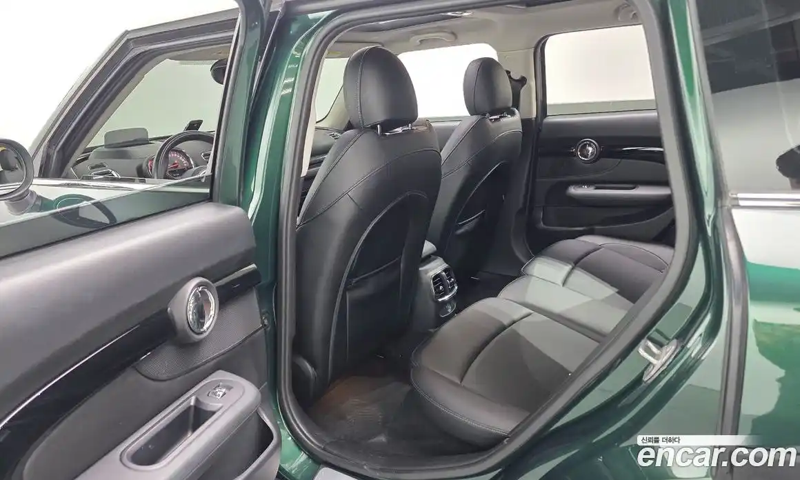 Mini Clubman 2017 2.0 Автомат в Москве № 198108, фото 17