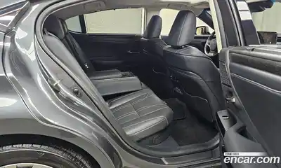 Lexus ES 2025 2.5 Автомат в Москве № 198901, миниатюра 4