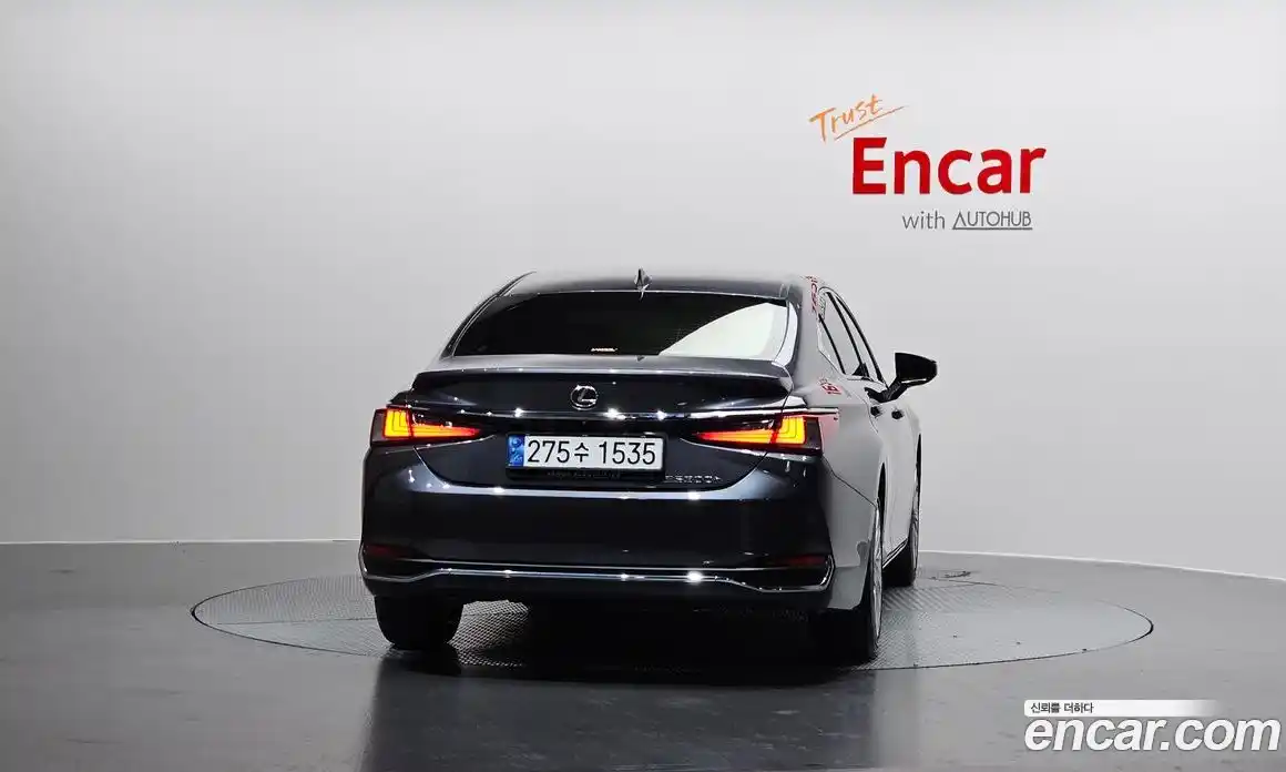 Lexus ES 2025 2.5 Автомат в Москве № 198901, фото 5