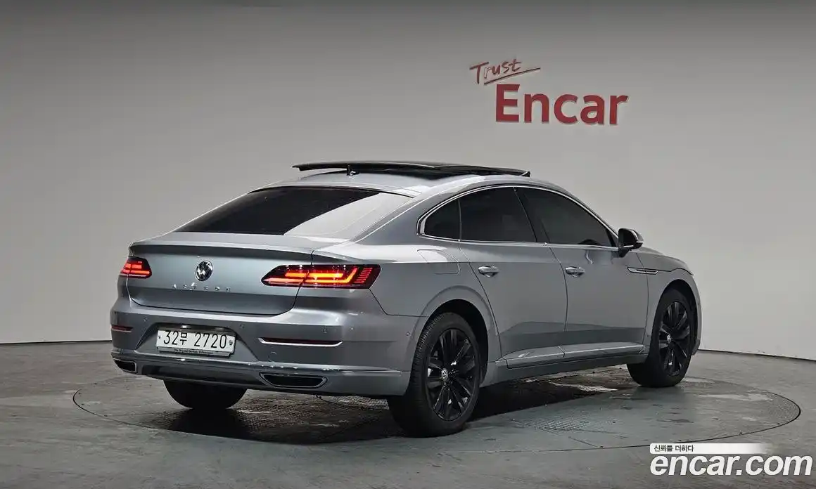 Volkswagen Arteon 2018 2.0 Автомат в Москве № 199054, фото 20