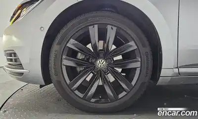Volkswagen Arteon 2018 2.0 Автомат в Москве № 199054, миниатюра 5