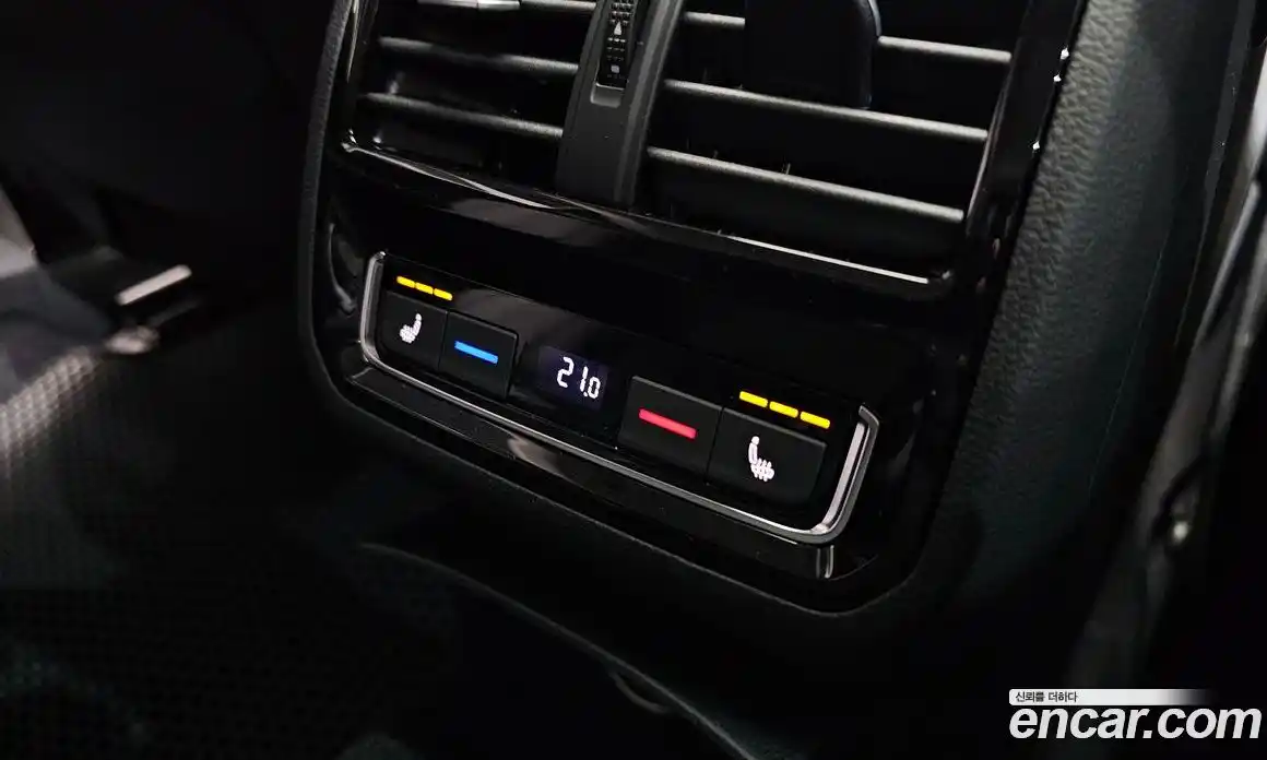 Volkswagen Arteon 2018 2.0 Автомат в Москве № 199054, фото 9