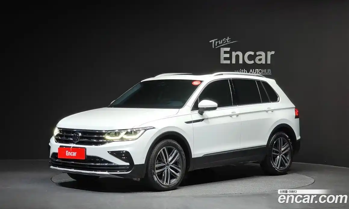 Volkswagen Tiguan 2023 2.0 Автомат в Москве № 199079, фото 6