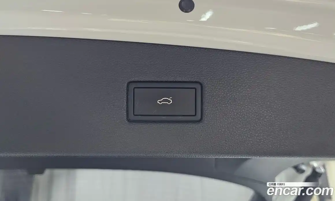 Volkswagen Tiguan 2023 2.0 Автомат в Москве № 199079, фото 8