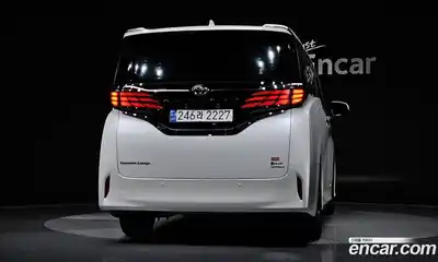 Toyota Alphard 2024 2.5 Автомат в Москве № 199528, миниатюра 9