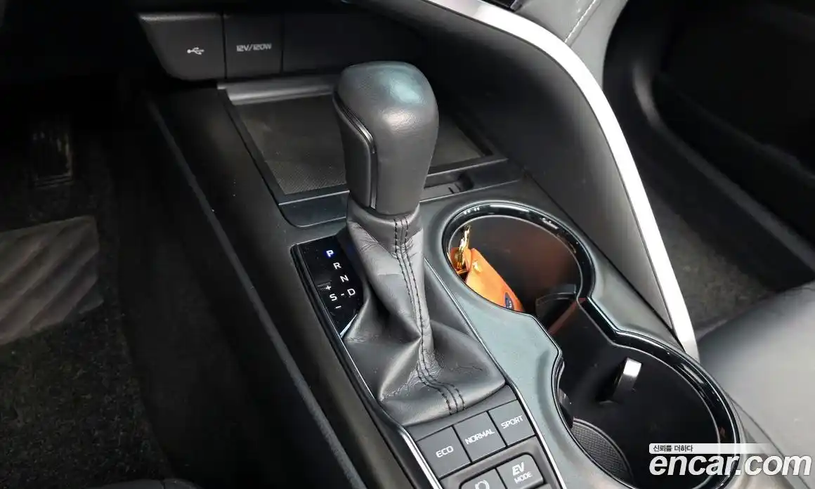 Toyota Camry 2023 2.5 Автомат в Москве № 199536, фото 20