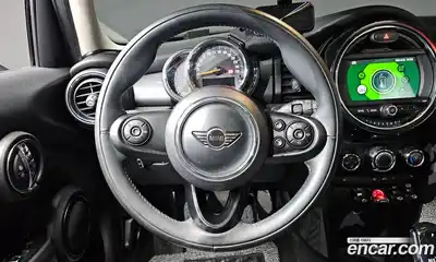 Mini Cooper, 2019