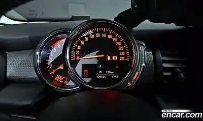Mini Cooper 2019 1.5 Автомат в Москве № 200943, миниатюра 2