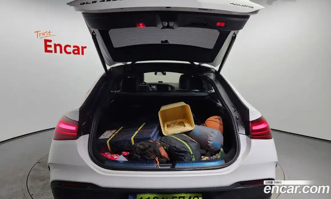 Mercedes-Benz GLE-Class 2023 3.0 Автомат в Москве № 204131, фото 13