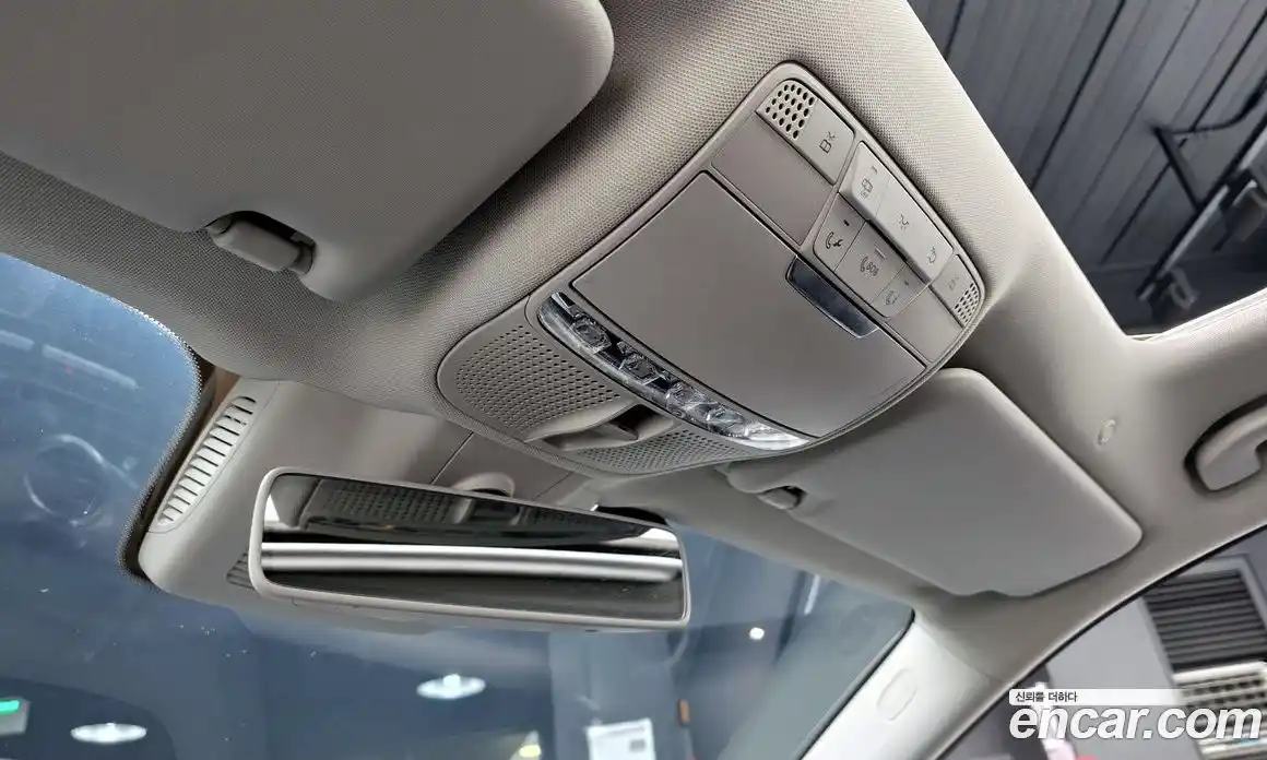 Mercedes-Benz E-Class 2018 2.0 Автомат в Москве № 207485, фото 19