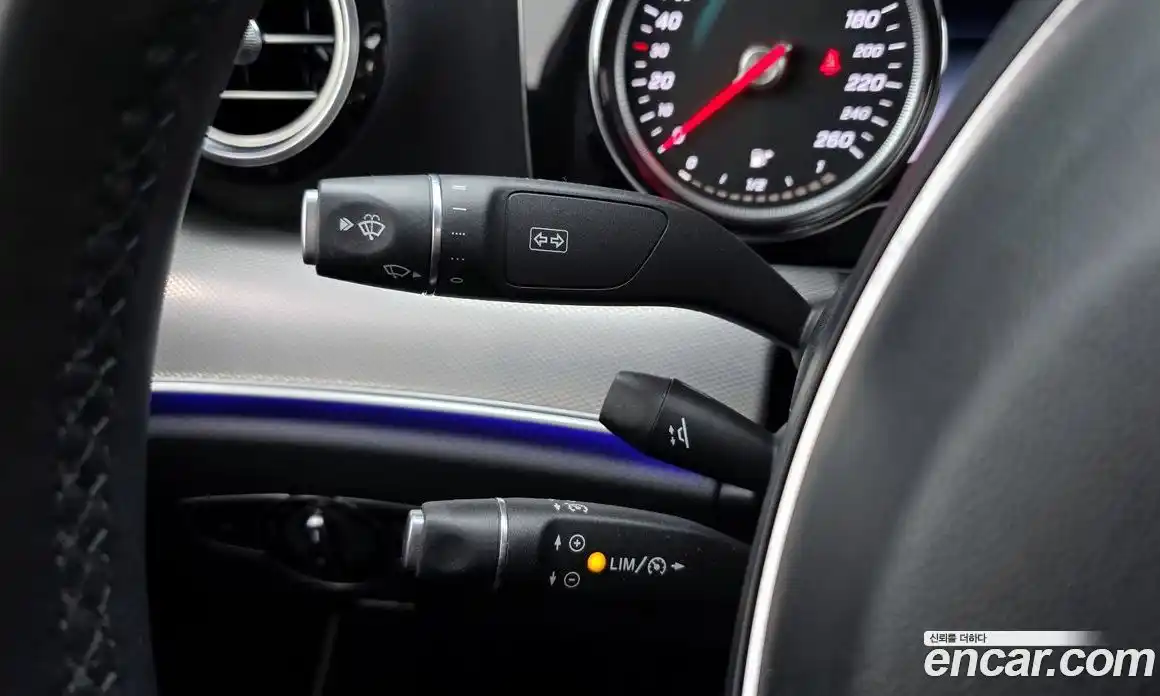 Mercedes-Benz E-Class 2018 2.0 Автомат в Москве № 207485, фото 8