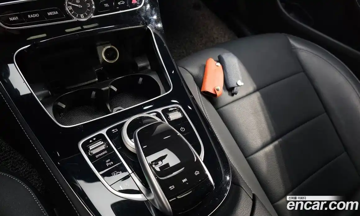 Mercedes-Benz E-Class 2018 2.0 Автомат в Москве № 208944, фото 17