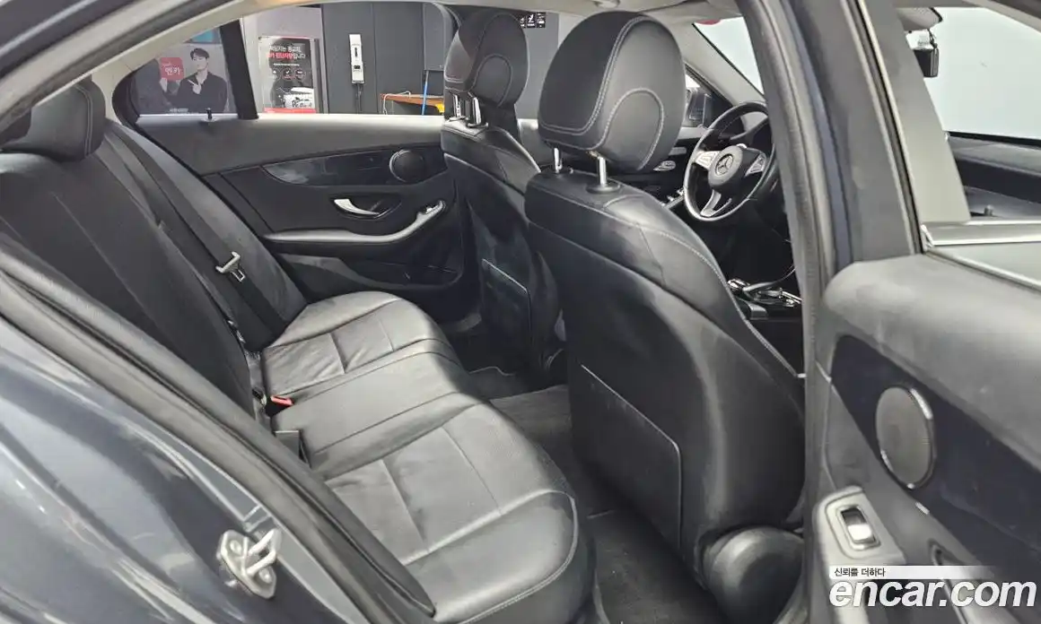 Mercedes-Benz C-Class 2016 2.0 Автомат в Москве № 211934, фото 12