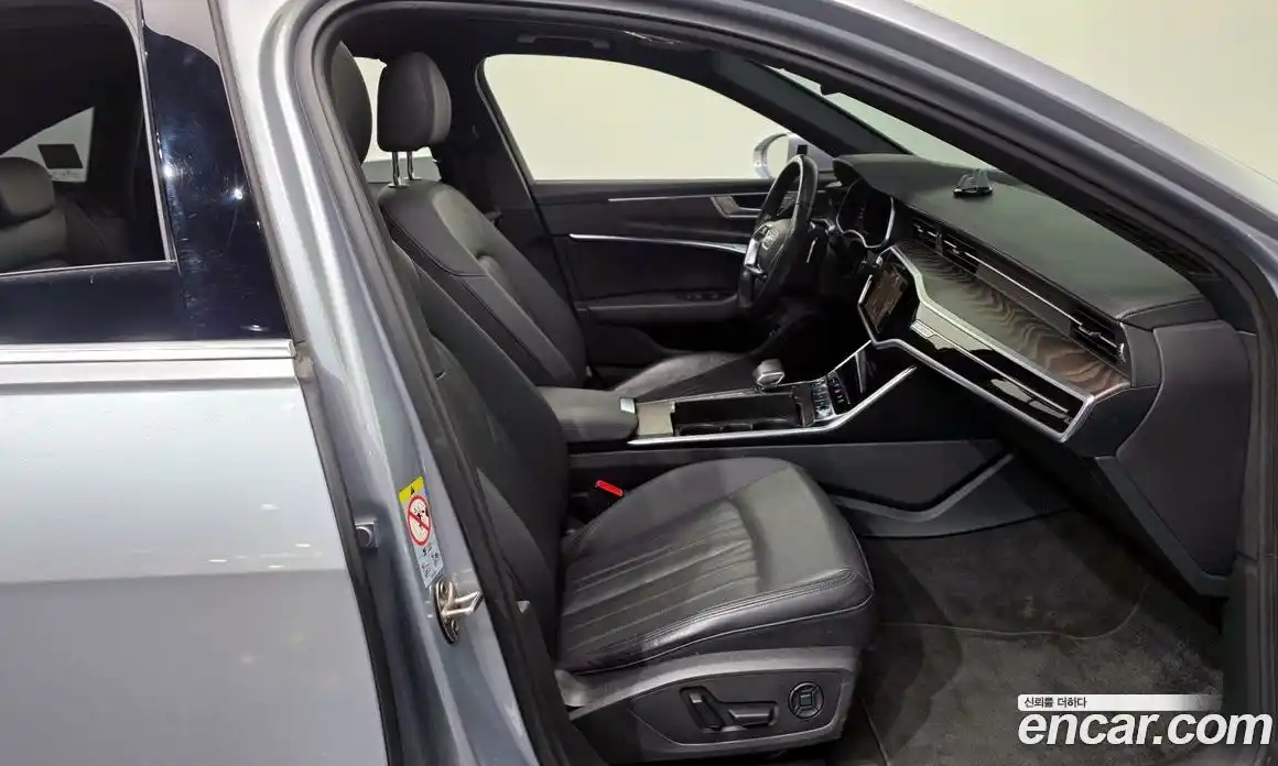 Audi A6 2022 2.0 Автомат в Москве № 212513, фото 12