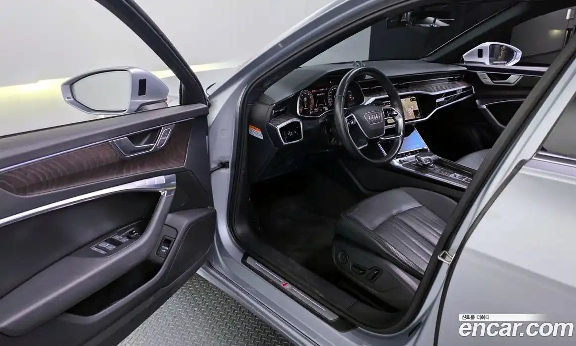 Audi A6 2022 2.0 Автомат в Москве № 212513, фото 19