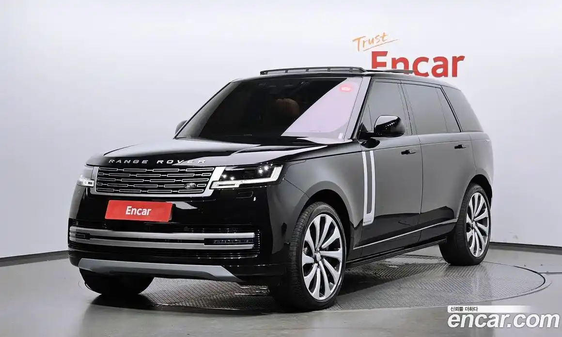 Land Rover Range-Rover 2023 4.4 Автомат в Москве № 213309, фото 11