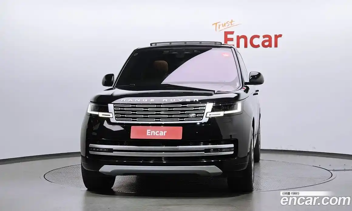 Land Rover Range-Rover 2023 4.4 Автомат в Москве № 213309, фото 13