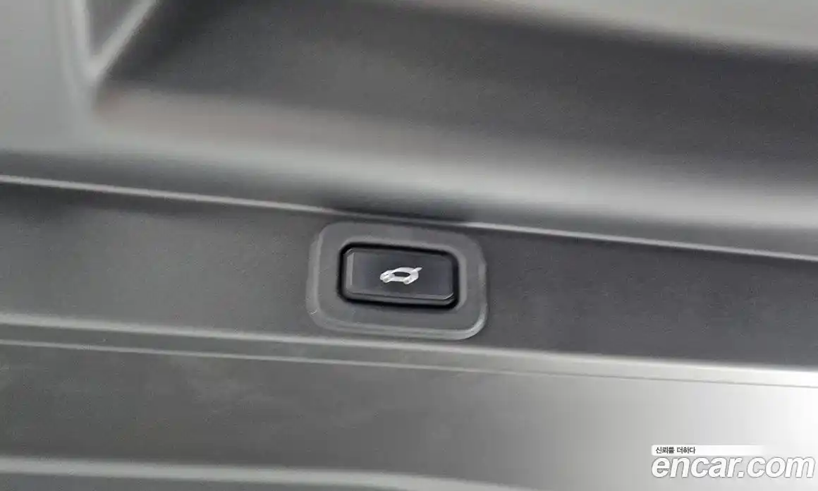 Land Rover Range-Rover 2023 4.4 Автомат в Москве № 213309, фото 6