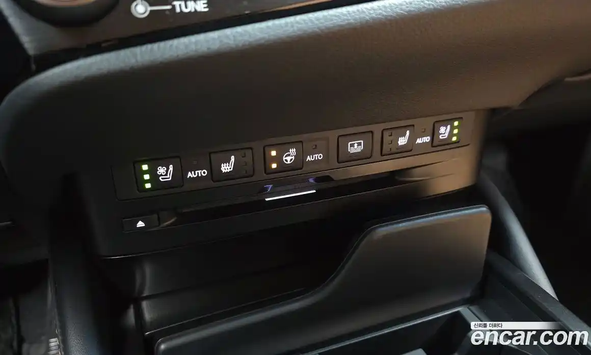 Lexus ES 2022 2.5 Автомат в Москве № 214645, фото 16