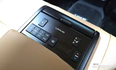 Lexus ES 2022 2.5 Автомат в Москве № 214645, миниатюра 7