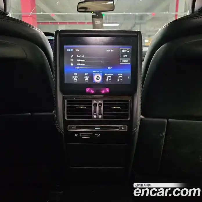 Lexus LS 2016 5.0 Вариатор в Москве № 214863, фото 16