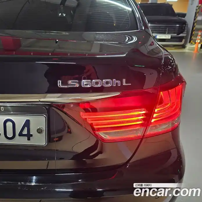 Lexus LS 2016 5.0 Вариатор в Москве № 214863, фото 19