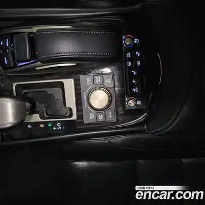 Lexus LS 2016 5.0 Вариатор в Москве № 214863, миниатюра 3