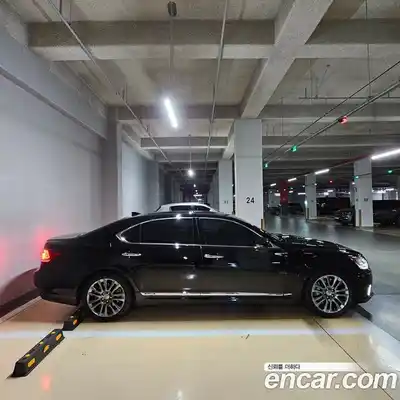 Lexus LS 2016 5.0 Вариатор в Москве № 214863, миниатюра 9