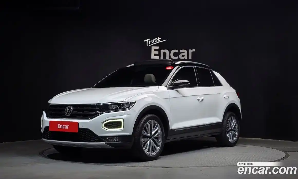 Volkswagen T-Roc 2022 2.0 Автомат в Москве № 214957, фото 13