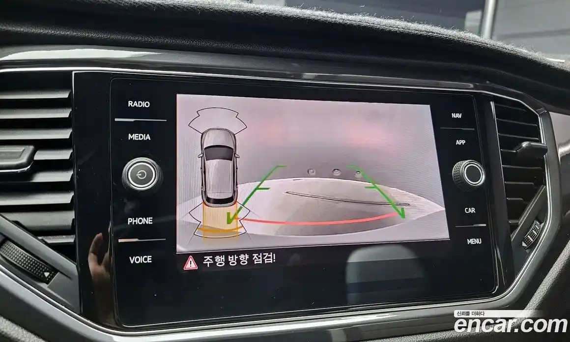 Volkswagen T-Roc 2022 2.0 Автомат в Москве № 214957, фото 5