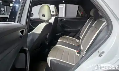 Volkswagen T-Roc 2022 2.0 Автомат в Москве № 214957, миниатюра 10