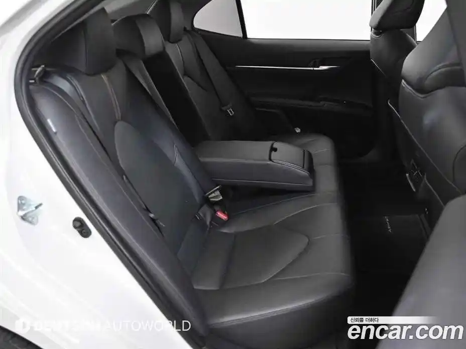 Toyota Camry 2019 2.5 Автомат в Москве № 215660, фото 11