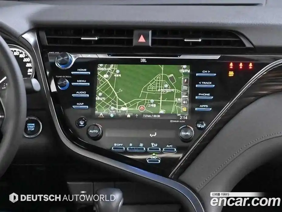 Toyota Camry 2019 2.5 Автомат в Москве № 215660, фото 9