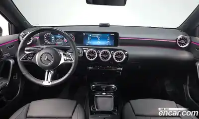 Mercedes-Benz A-Class 2026 2.0 Автомат в Москве № 218888, миниатюра 4