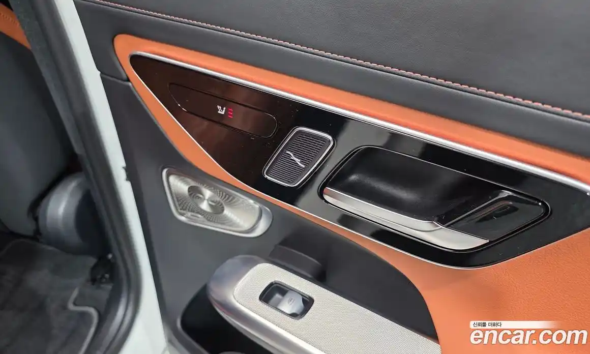 Mercedes-Benz GLC-Class 2025 2.0 Автомат в Москве № 219332, фото 18