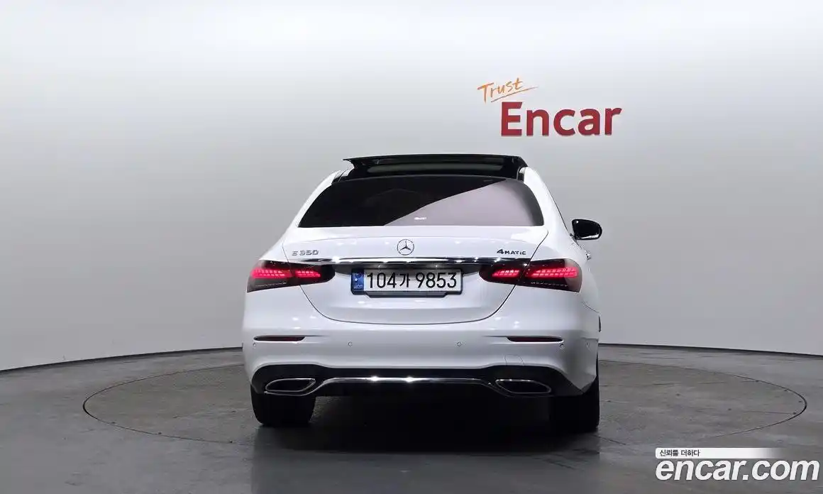 Mercedes-Benz E-Class 2021 2.0 Автомат в Москве № 221617, фото 11