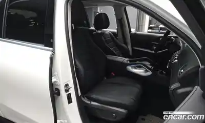 Mercedes-Benz GLE-Class 2024 3.0 Автомат в Москве № 222892, миниатюра 11