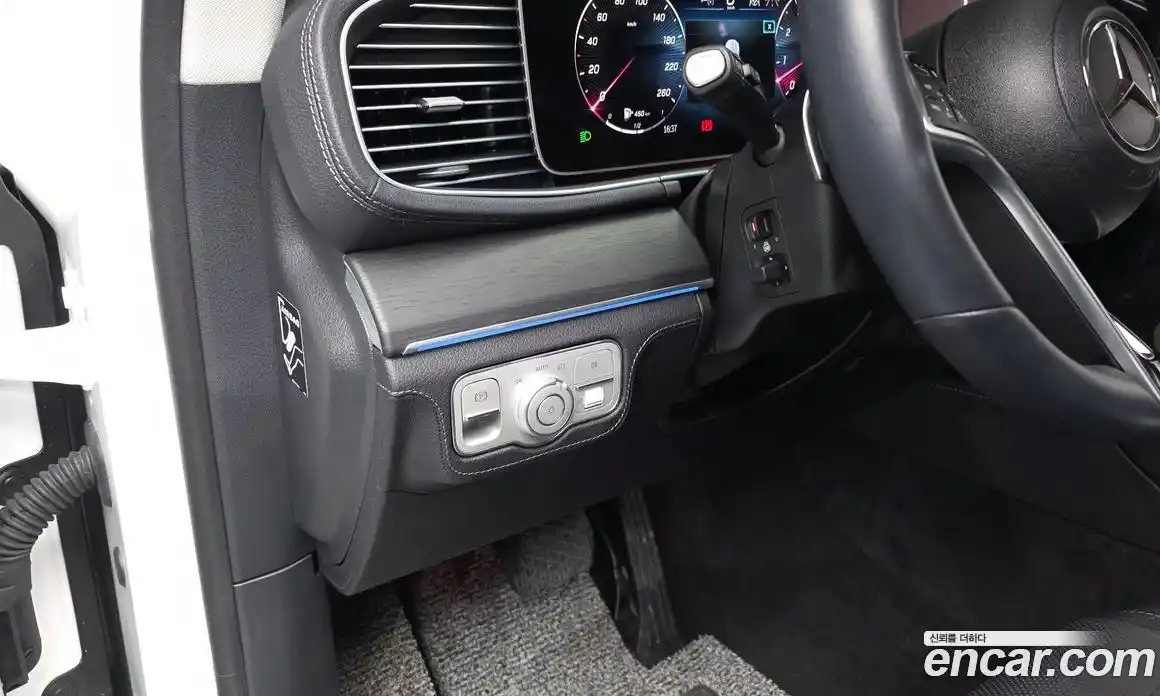 Mercedes-Benz GLE-Class 2024 3.0 Автомат в Москве № 222892, фото 12