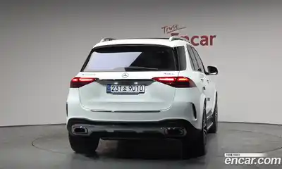 Mercedes-Benz GLE-Class 2024 3.0 Автомат в Москве № 222892, миниатюра 3