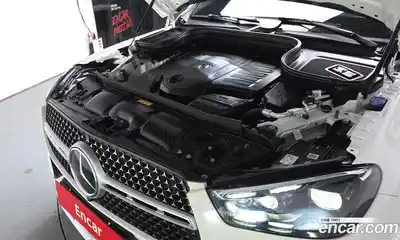 Mercedes-Benz GLE-Class 2024 3.0 Автомат в Москве № 222892, миниатюра 5