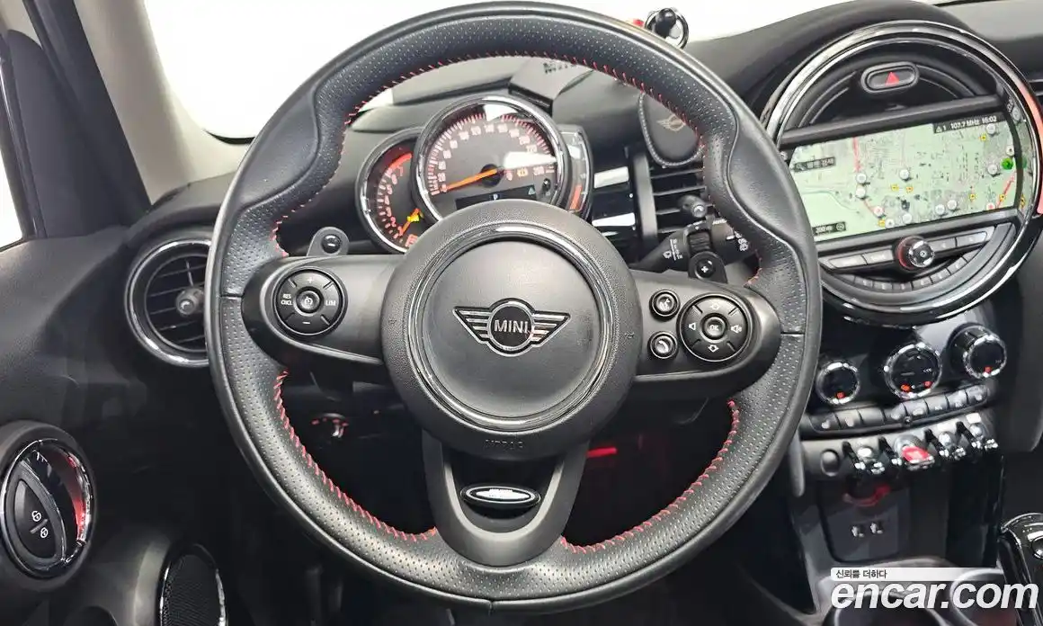 Mini Cooper 2020 2.0 Автомат в Москве № 223536, фото 8