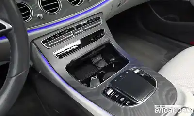 Mercedes-Benz E-Class 2023 2.0 Автомат в Москве № 225138, миниатюра 4