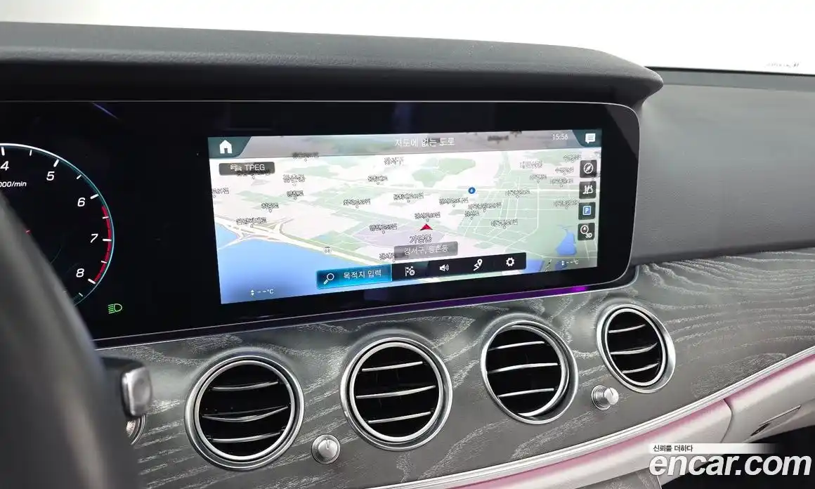 Mercedes-Benz E-Class 2023 2.0 Автомат в Москве № 225138, фото 7