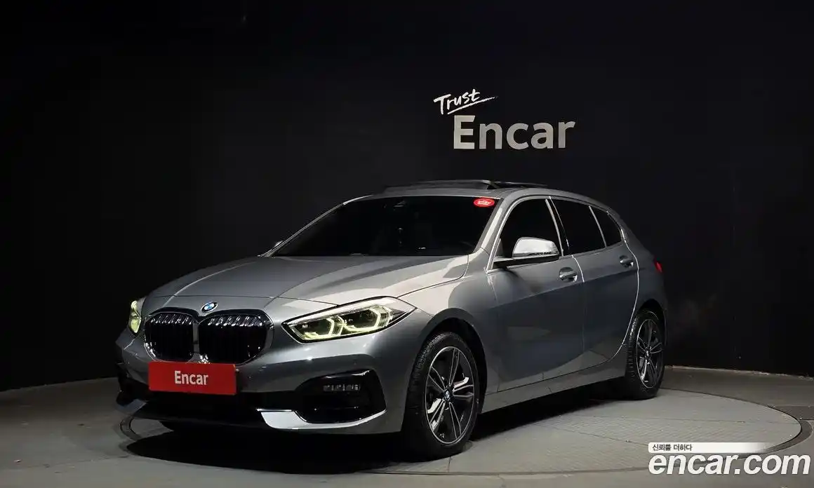 BMW 1-Series 2023 2.0 Автомат в Москве № 228218, фото 3