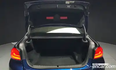 BMW 5-Series 2020 2.0 Автомат в Москве № 228917, миниатюра 3