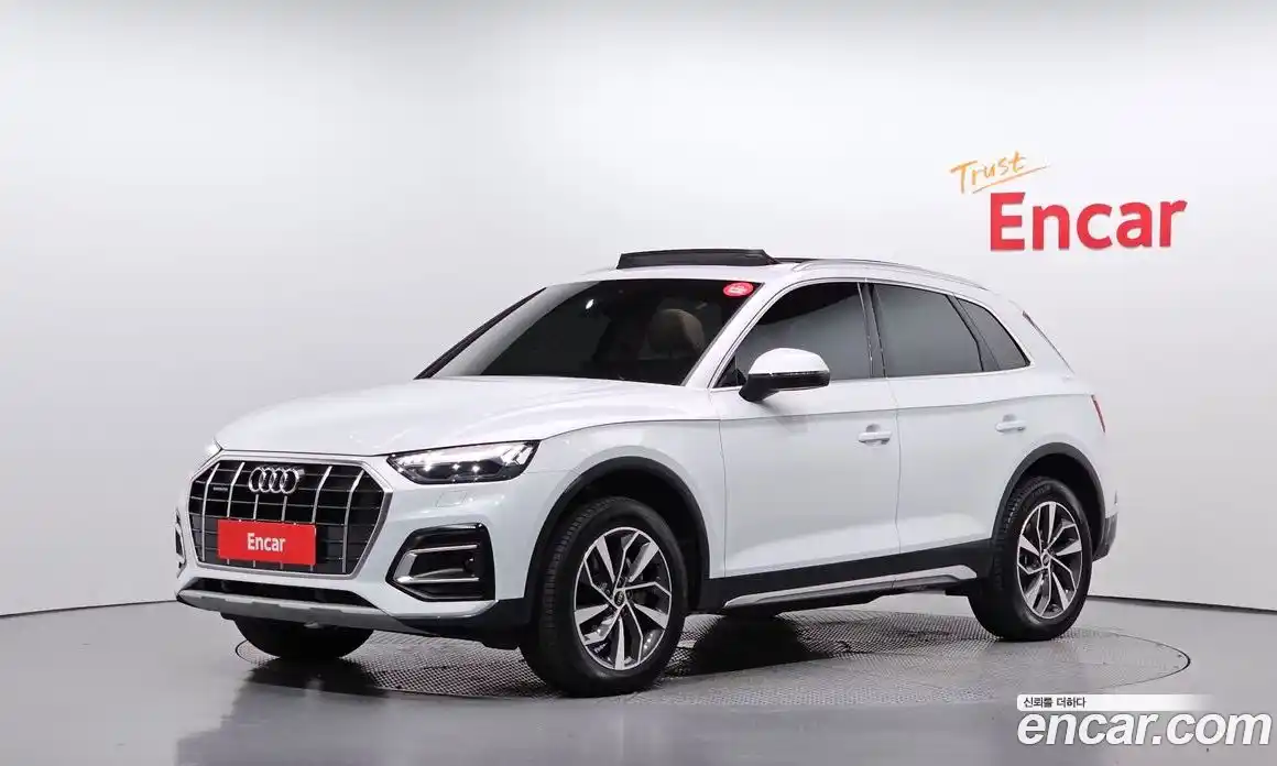 Audi Q5 2023 2.0 Автомат в Москве № 229675, фото 11