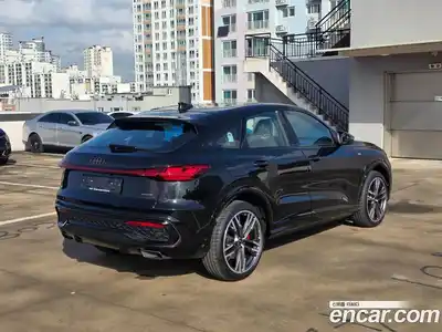 Audi Q5 2025 2.0 Автомат в Москве № 230229, миниатюра 4